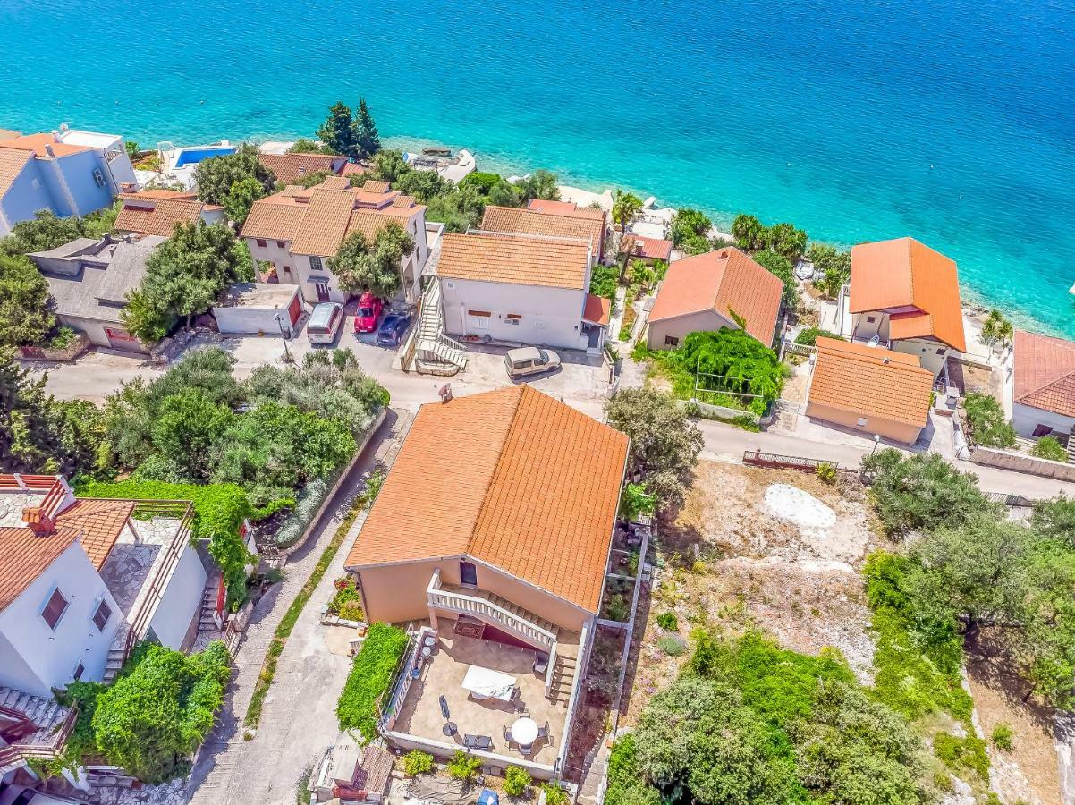 Apartments Pera Ражань Экстерьер фото